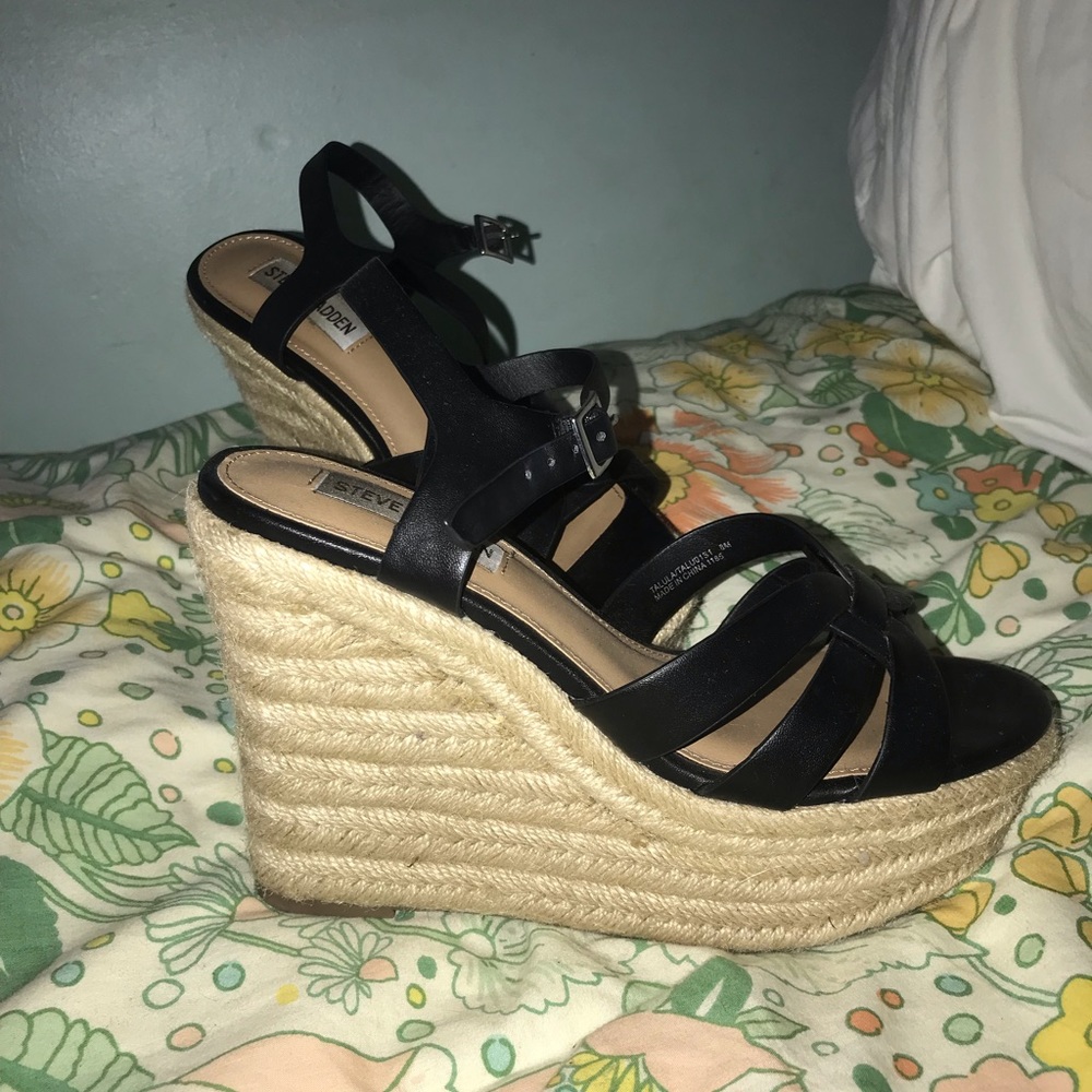 Steve Madden wedges size 8 Black